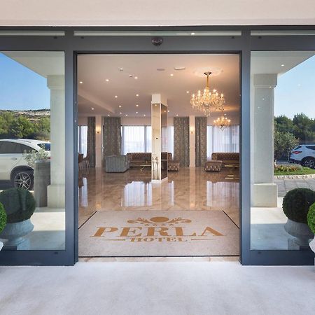 Hotel Perla 罗戈兹尼察 外观 照片